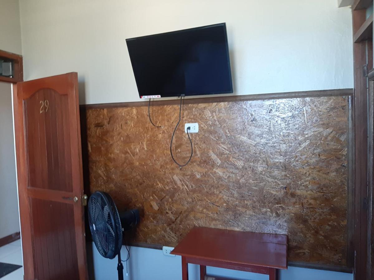 Hospedaje El Emperador Hotel Pucallpa Luaran gambar