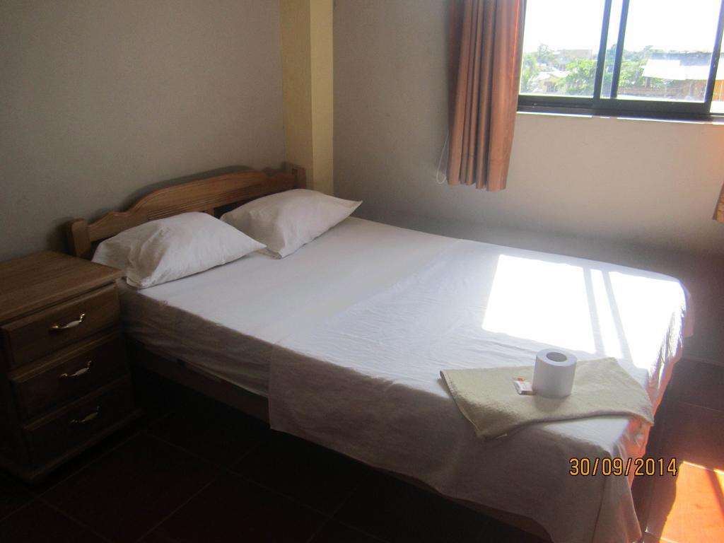 Hospedaje El Emperador Hotel Pucallpa Bilik gambar