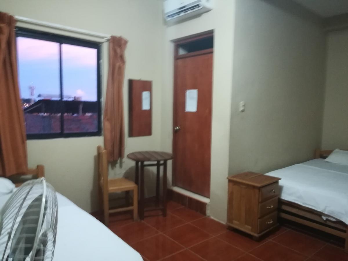 Hospedaje El Emperador Hotel Pucallpa Luaran gambar