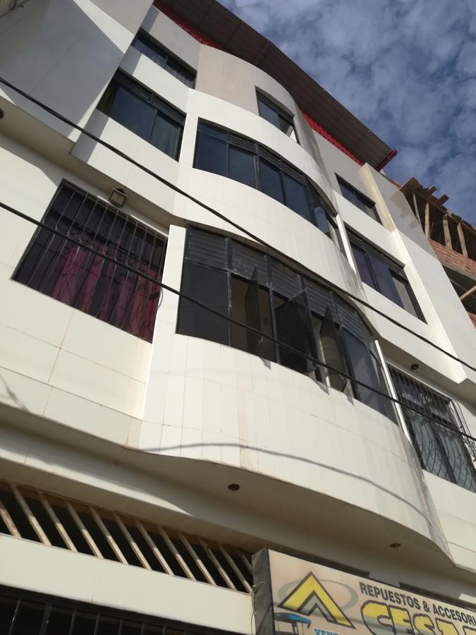 Hospedaje El Emperador Hotel Pucallpa Luaran gambar